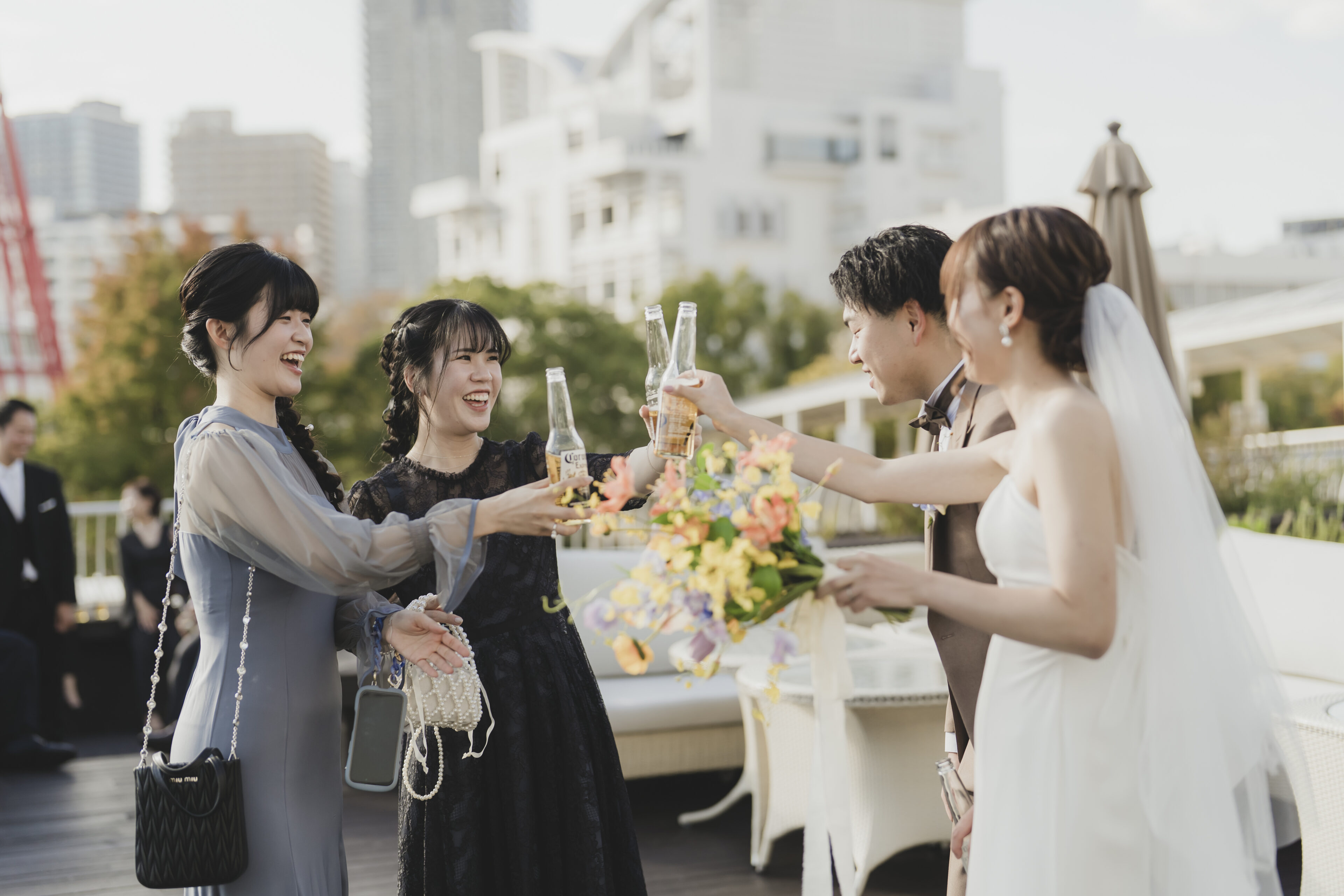 OCEAN PLACEのテラスで1.5次会乾杯